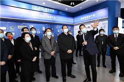 毛偉明在長沙調(diào)研園區(qū)企業(yè)和項目建設(shè)時強(qiáng)調(diào)——抓項目、 強(qiáng)產(chǎn)業(yè)、優(yōu)服務(wù)，努力實(shí)現(xiàn)“開門紅”“開門穩(wěn)”